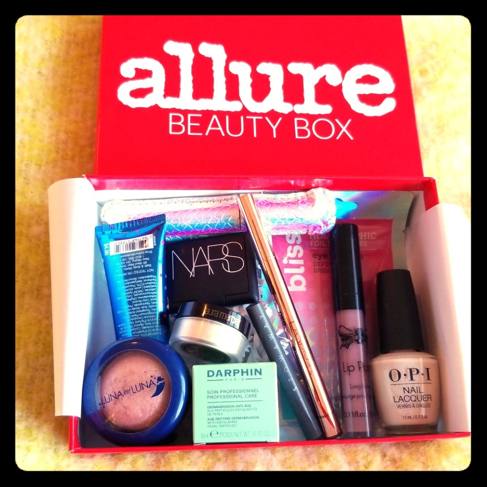 11 piece beauty box bundle